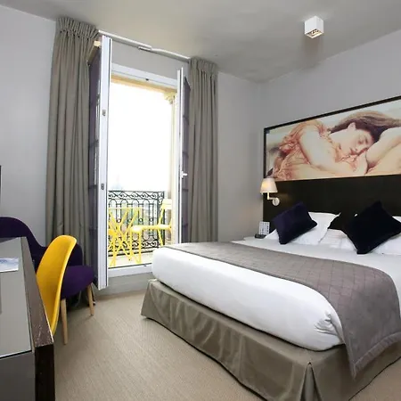 Golden Tulip Washington Opera 4*