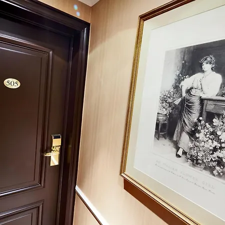Golden Tulip Washington Opera Hotel Paris