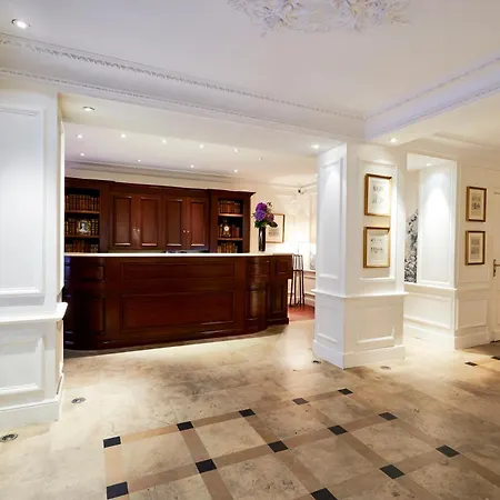 Golden Tulip Washington Opera Hotel