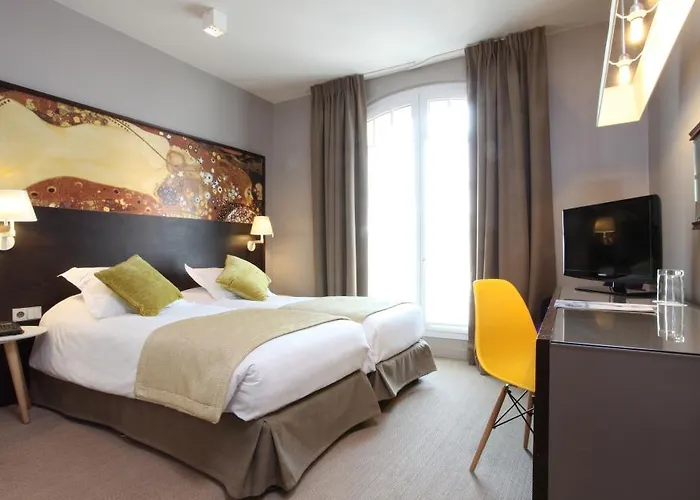 Golden Tulip Washington Opera 4*