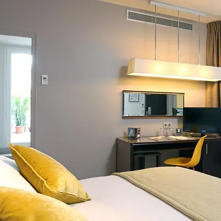 ホテル ゴールデン チューリップ ワシントン オペラ パリ