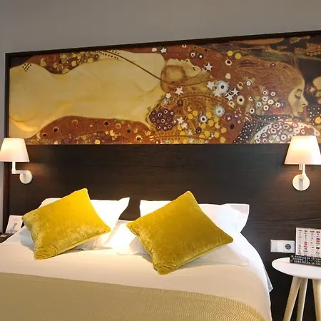 ゴールデン チューリップ ワシントン オペラ ホテル 4*