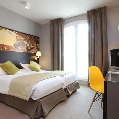 Golden Tulip Washington Opera 4*