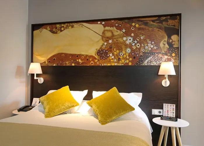 Golden Tulip Washington Opera Hotel 4*