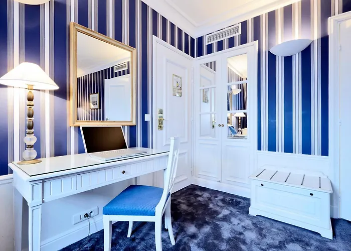 Golden Tulip Washington Opera 4*