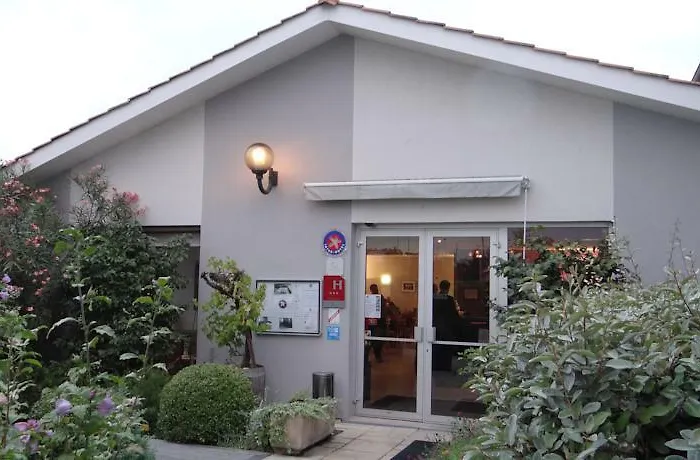 Golden Tulip Washington Opera 4*