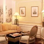 Golden Tulip Washington Opera 4* Paříž