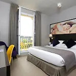 Golden Tulip Washington Opera 4*