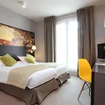 Golden Tulip Washington Opera 4*