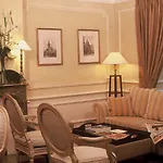 Golden Tulip Washington Opera Hotel 4*