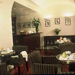 Golden Tulip Washington Opera Hotel 4*